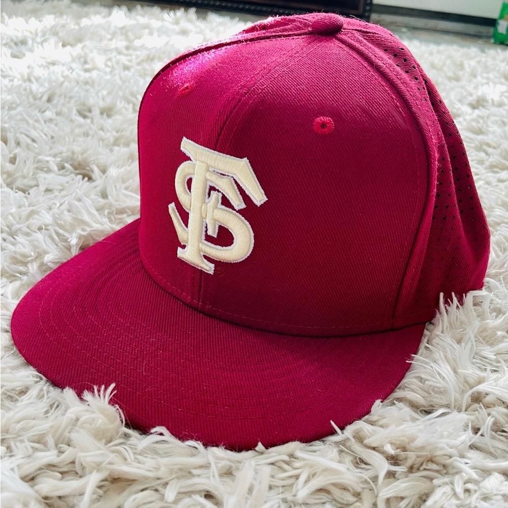 Nike Florida State Seminoles FSU Dri Fit Mesh Fitted Hat